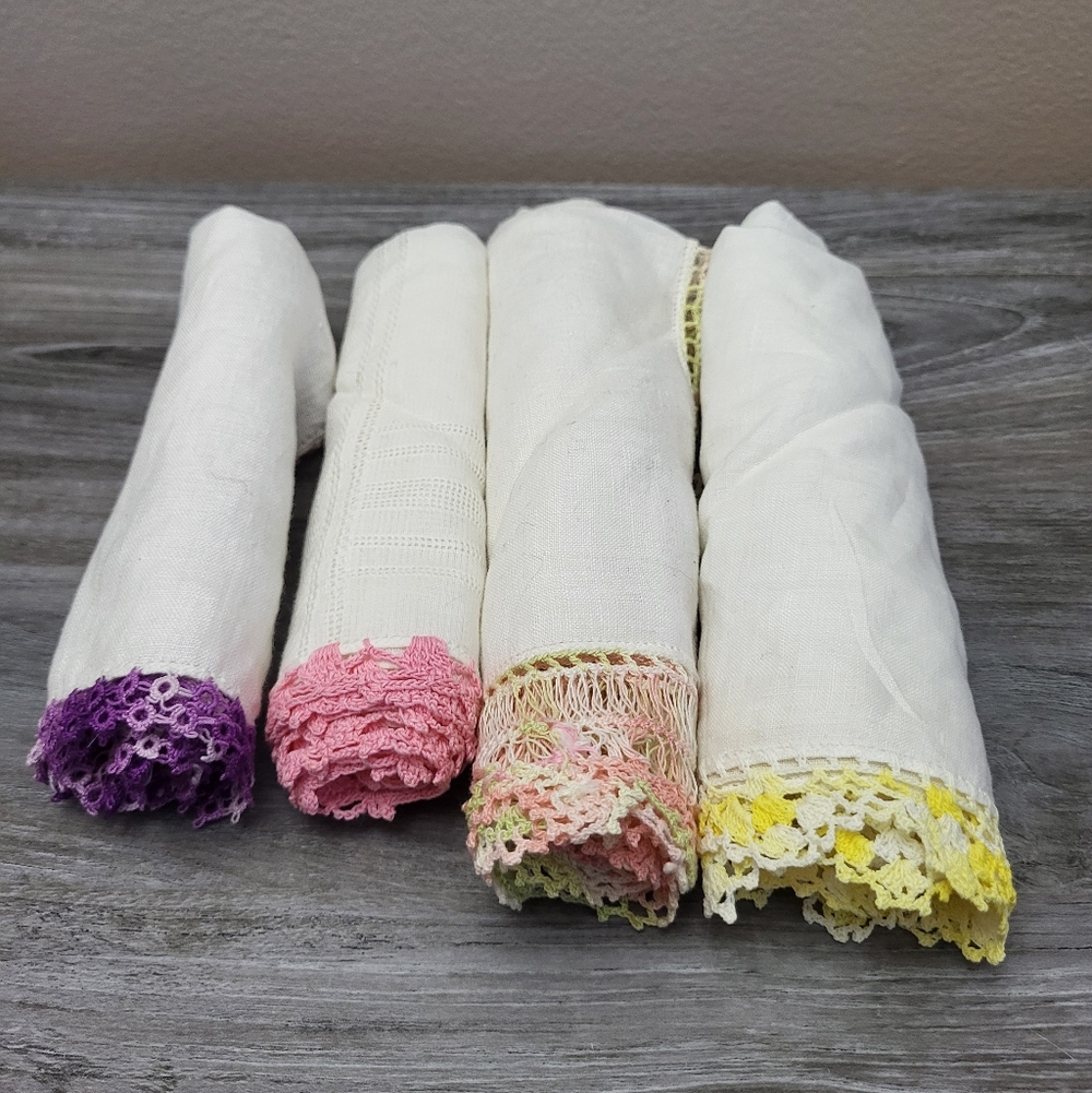 Vintage Cotton Handkerchieves Set Of 4 Crochet Lace Trim MCM - Picture 2 of 8